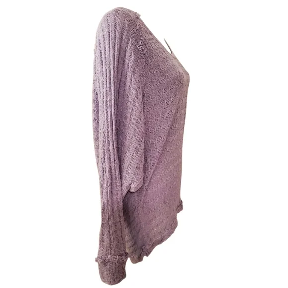 We The Free Lavender Textured Open Knit Top Slouchy Long Sleeve Raw Hem Size M - Picture 5 of 10